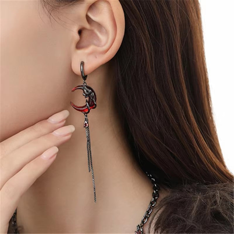 3pcs fashionable, exquisite and elegant red crescent-shaped asymmetrical tassels, niche, unique, high-end sweet and cool earrings, ring sets and ornaments