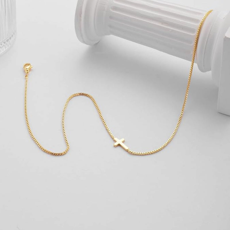 Cross Necklace for Women Silvery Plated Dainty Small Cross Pendant Choker Simple Trendy Cute Cross Charm Chain Necklace Faith Jewelry Religious Minimalist Gift