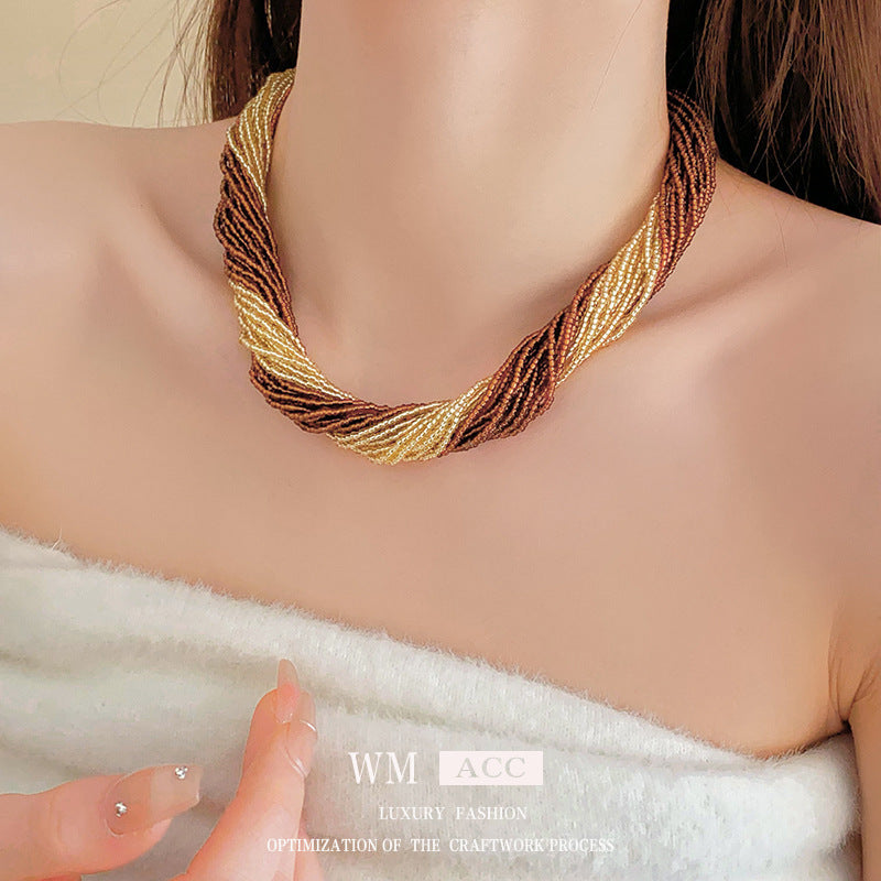 French retro wrapped rice bead multi-layer necklace, fashionable collarbone chain, light luxury and high-end accessories