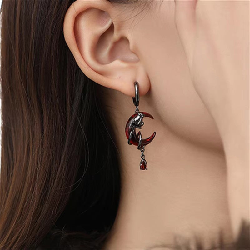 3pcs fashionable, exquisite and elegant red crescent-shaped asymmetrical tassels, niche, unique, high-end sweet and cool earrings, ring sets and ornaments