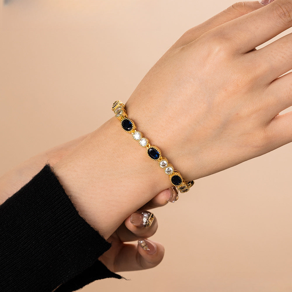 Gorgeous Oval Bracelet, Women'S Bracelet Inlaid with 5A Grade Zirconia.