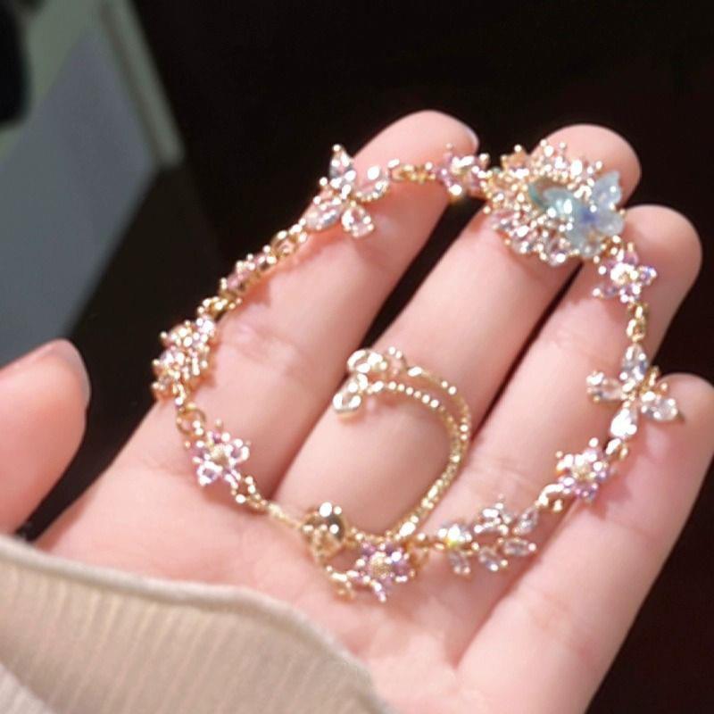 Vintage Elegant Alloy Flower Butterfly Bracelet, Adjustable Fairy Style, Perfect for Gifts and Daily Wear, Valentine'S Day Accessory