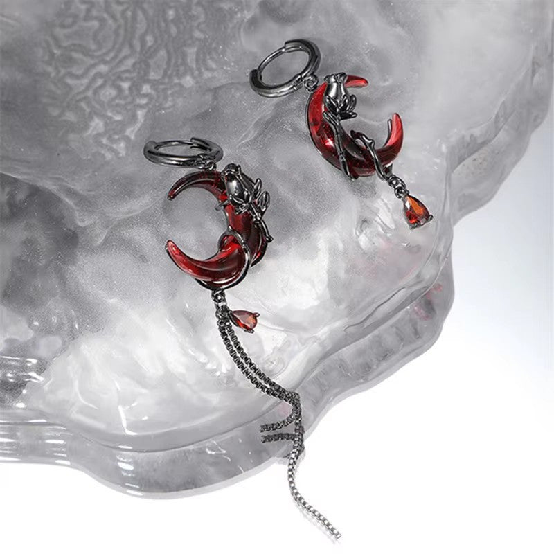 3pcs fashionable, exquisite and elegant red crescent-shaped asymmetrical tassels, niche, unique, high-end sweet and cool earrings, ring sets and ornaments