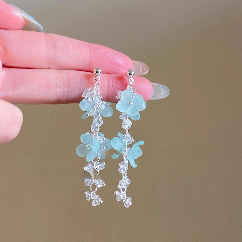 1pc fresh and light blue floral tassel earrings, a long and elegant summer forest-style vacation accessory